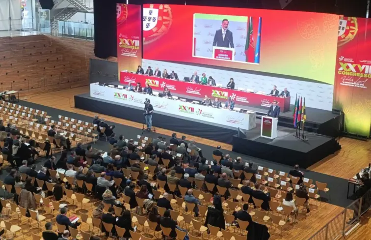 Amadeu Albergaria no Congresso da ANMP